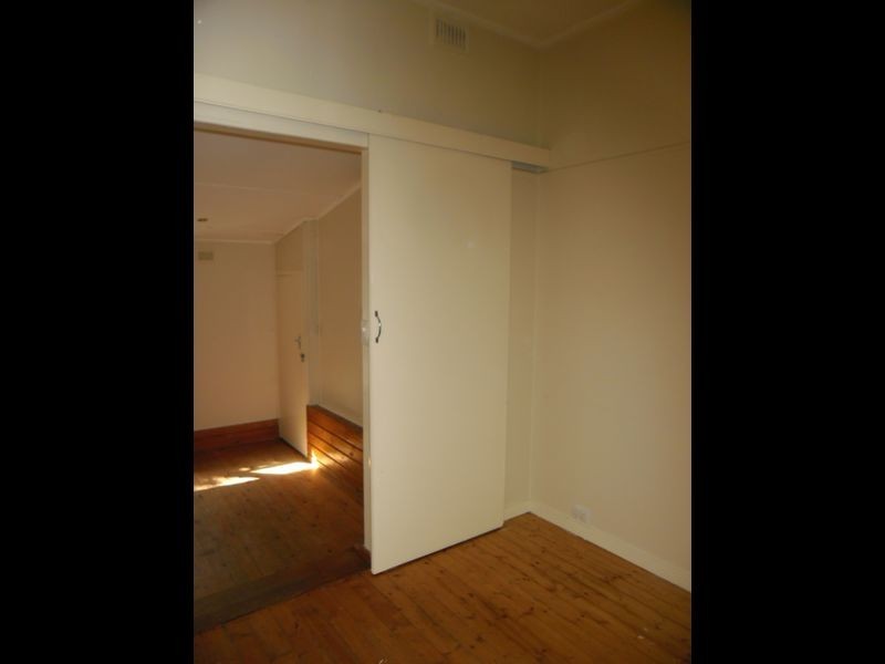 25 Neath Avenue, Dover Gardens SA 5048