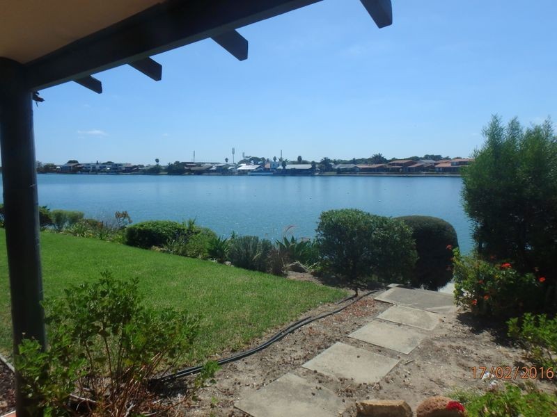 2/78 Military Road, Tennyson SA 5022