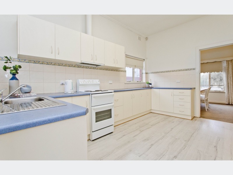 30 Lorraine Avenue, Lockleys SA 5032