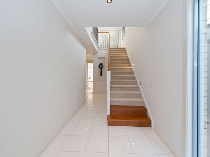 8 Furlong Drive, Woodville SA 5011