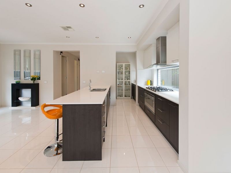 8 Furlong Drive, Woodville SA 5011