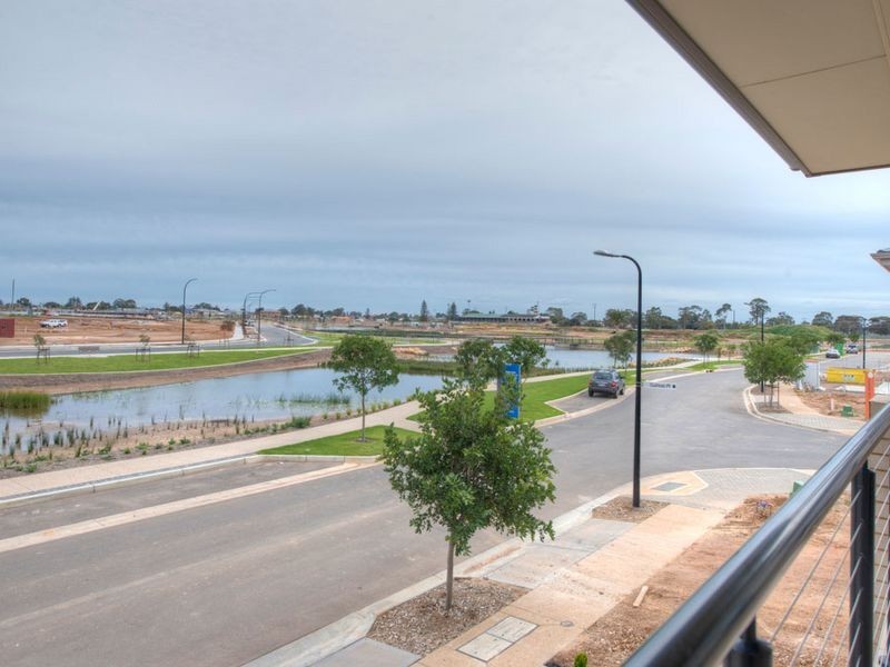 8 Furlong Drive, Woodville SA 5011