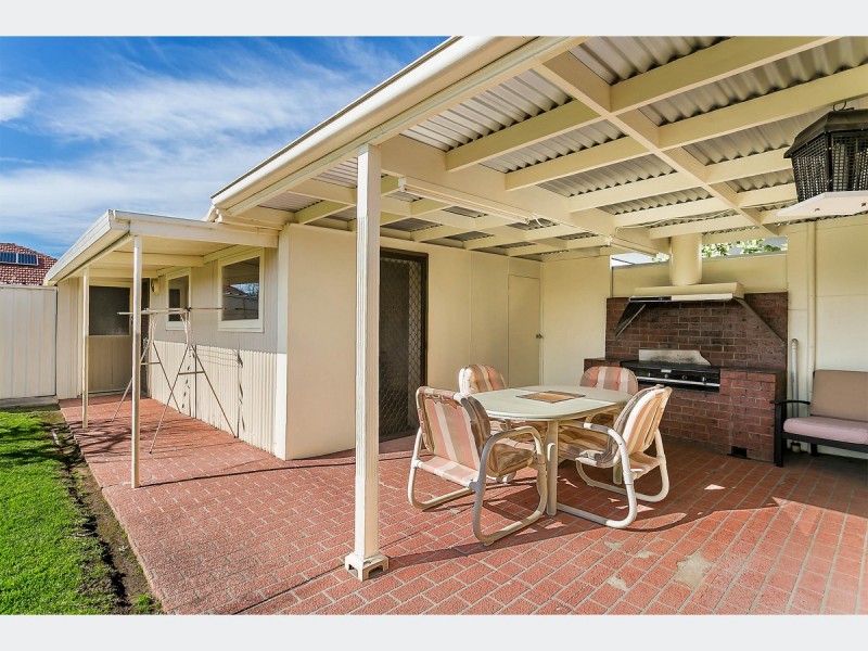 35 John Street, Flinders Park SA 5025