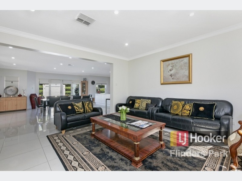 24 Dunstan Avenue, Kensington Park SA 5068