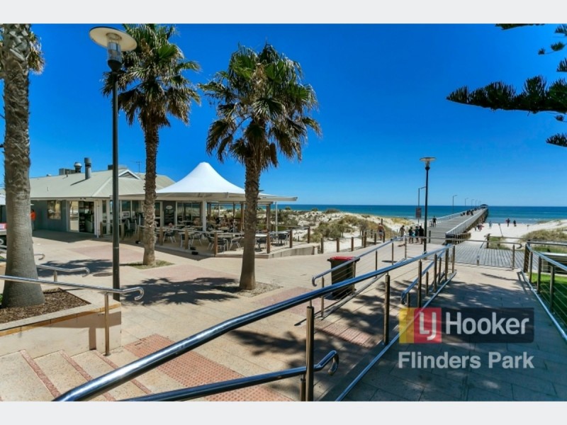 79 Military Road, Tennyson SA 5022