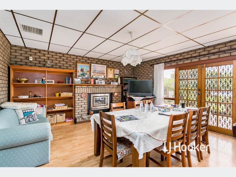 79 Military Road, Tennyson SA 5022