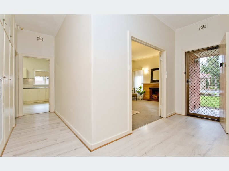 30 Lorraine Avenue, Lockleys SA 5032