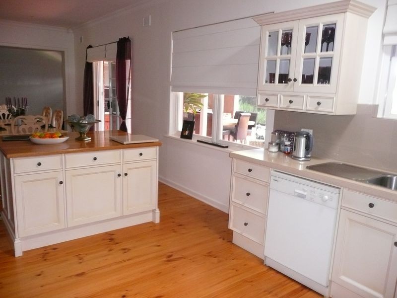 12 Broadmore Avenue, Fulham SA 5024