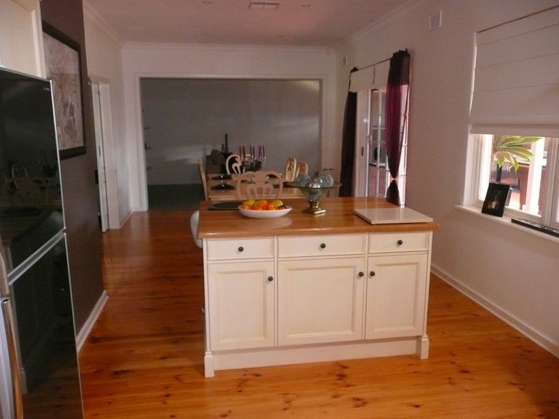 12 Broadmore Avenue, Fulham SA 5024