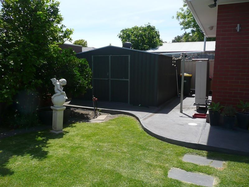 12 Broadmore Avenue, Fulham SA 5024
