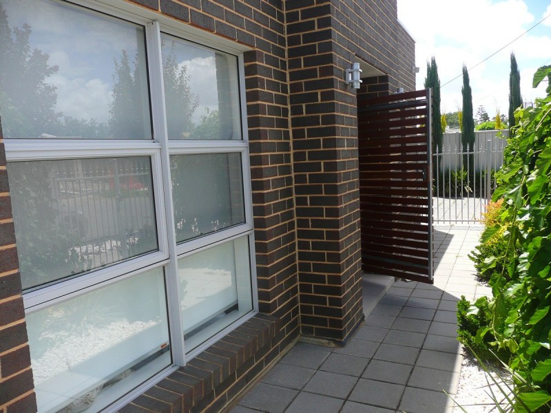 16A Fife Street, Woodville South SA 5011