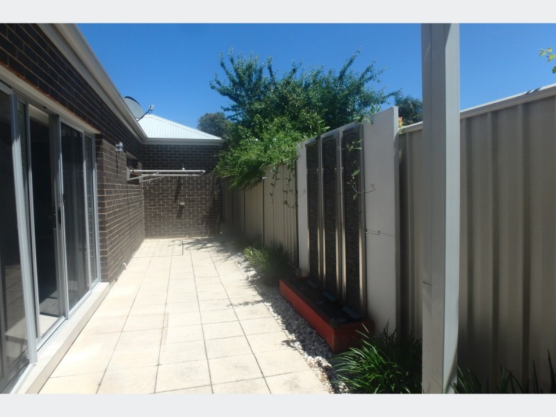 16A Fife Street, Woodville South SA 5011