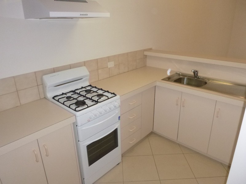 6/4 Gulfpoint Drive, North Haven SA 5018