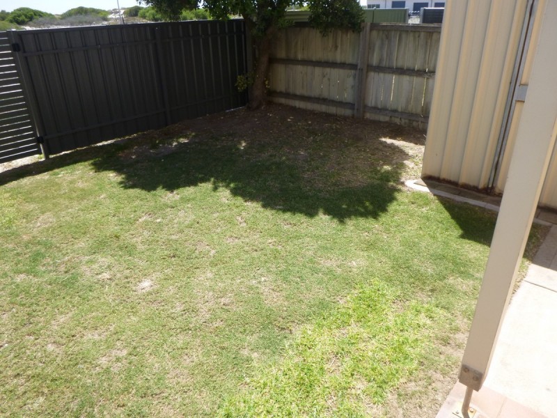 6/4 Gulfpoint Drive, North Haven SA 5018