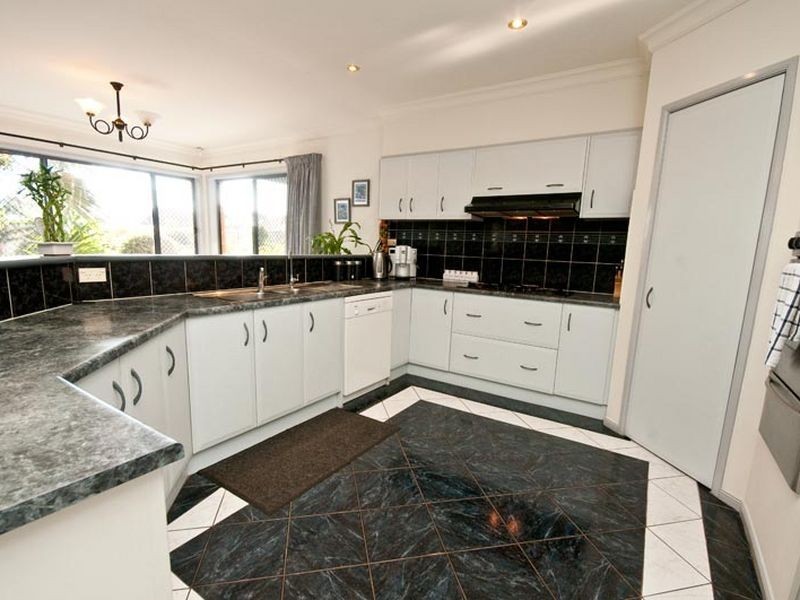 28 La Perouse Avenue, Flinders Park SA 5025