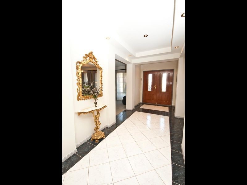 28 La Perouse Avenue, Flinders Park SA 5025