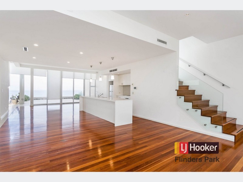 319 Esplanade, Henley Beach SA 5022