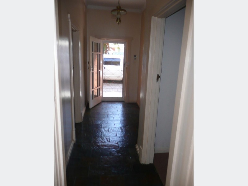 11 Woodstock Street, Cheltenham SA 5014