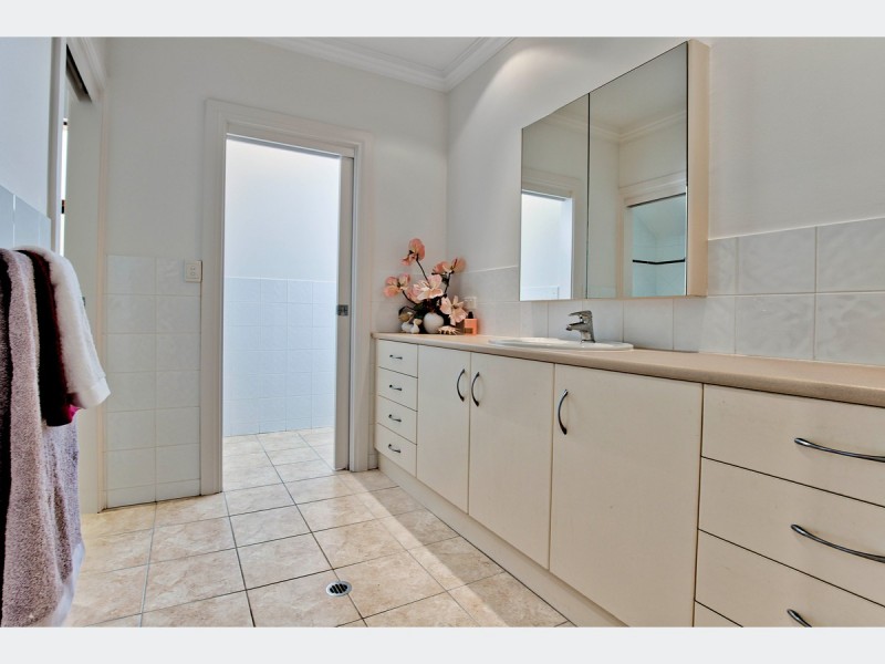 2a Clyde Avenue, Lockleys SA 5032