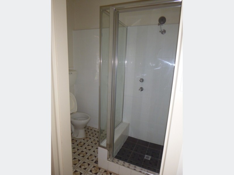 1 Fischer Street, Welland SA 5007