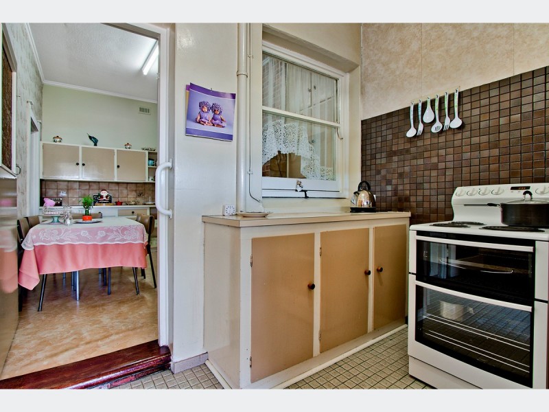 72 Barker Avenue, Flinders Park SA 5025