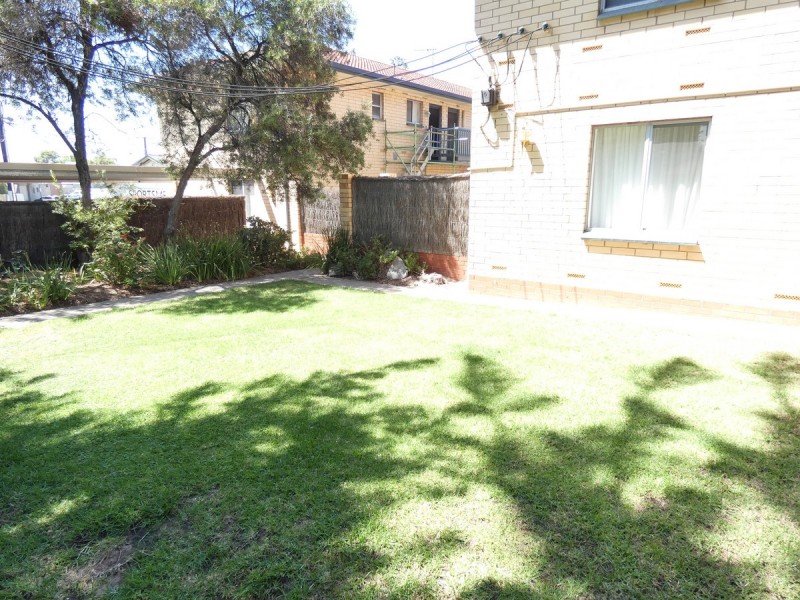 6/5a Henley Beach Road, Henley Beach South SA 5022