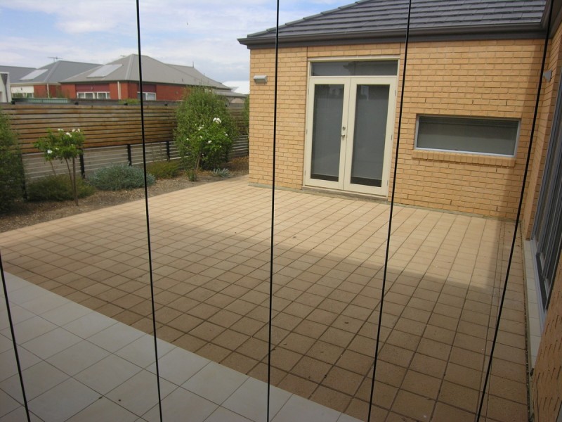 25 Stony Way, Mawson Lakes SA 5095