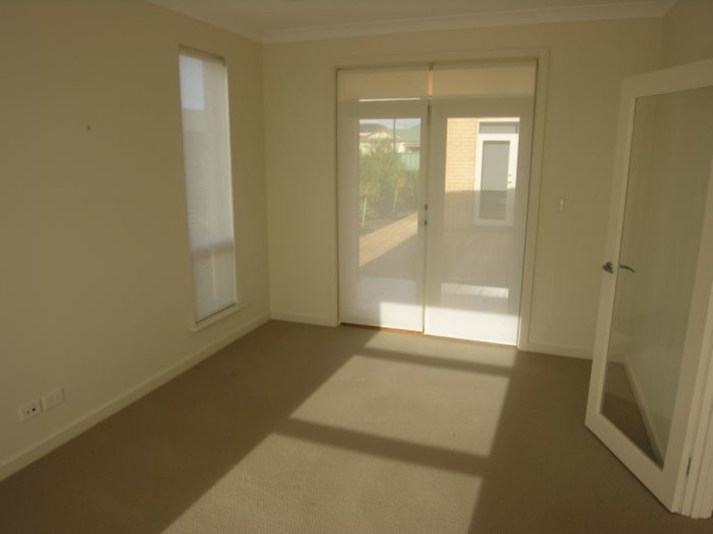 25 Stony Way, Mawson Lakes SA 5095