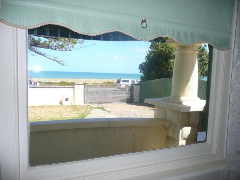 152 Esplanade, Largs Bay SA 5016
