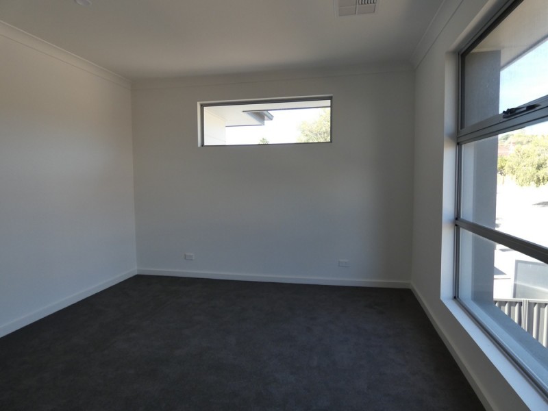 2E Thomas Street, Seacliff Park SA 5049