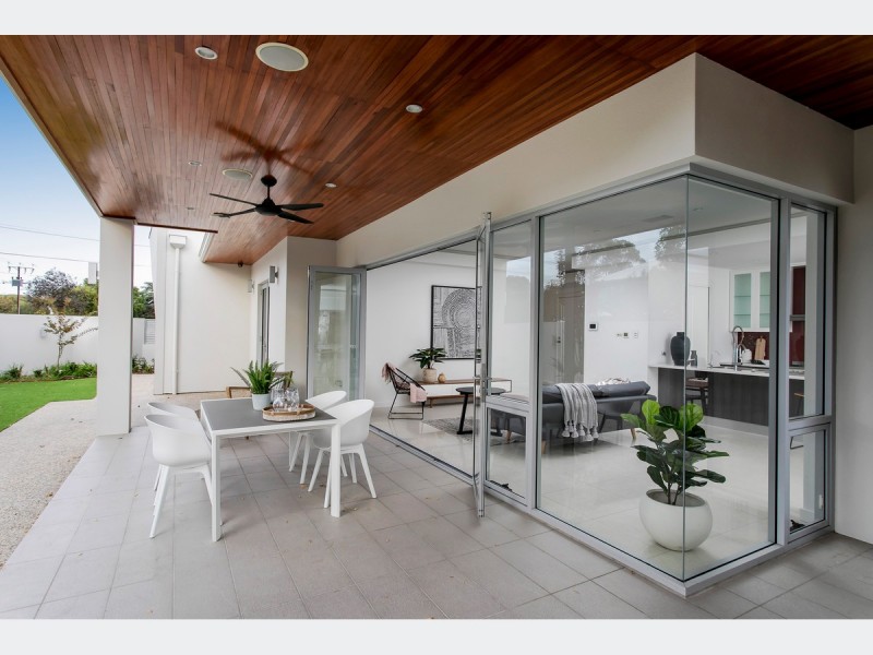 7 Pennine Street, West Beach SA 5024