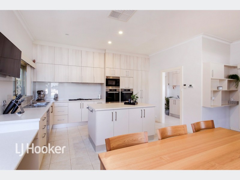 22 Mooringe Avenue, North Plympton SA 5037