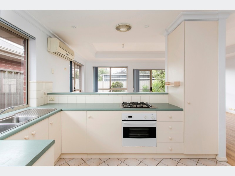 8 Dillon Court, Brompton SA 5007