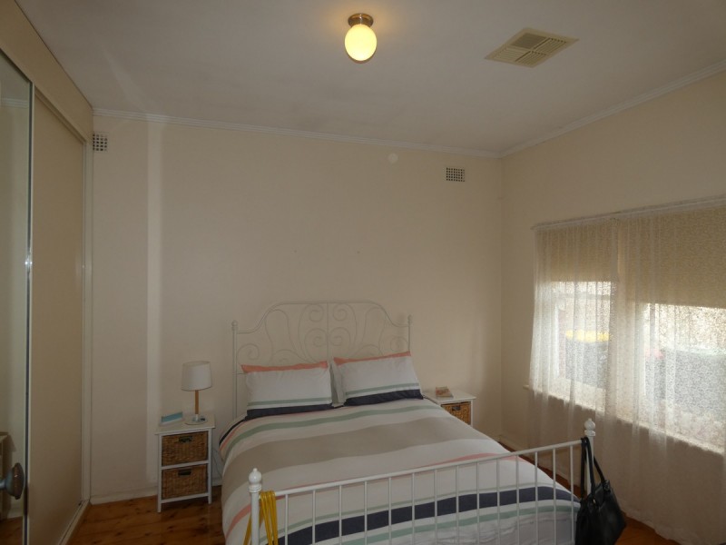 3 Helmsdale Avenue, Glengowrie SA 5044