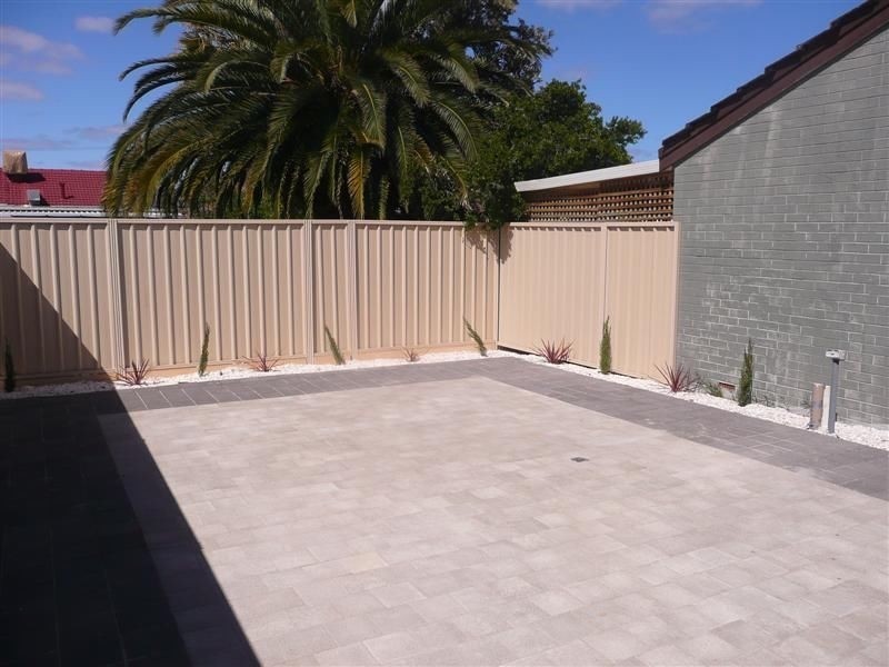 24 Waverley Street, Largs Bay SA 5016