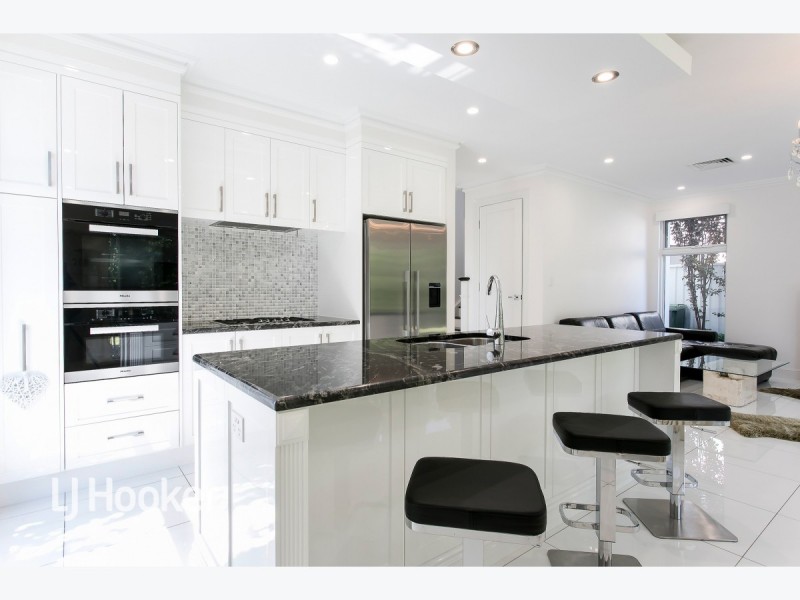 15B Fawnbrake Crescent, West Beach SA 5024