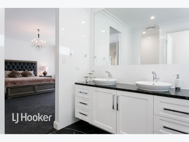 15B Fawnbrake Crescent, West Beach SA 5024