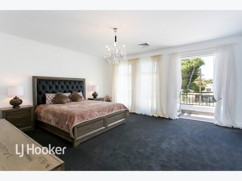 15B Fawnbrake Crescent, West Beach SA 5024