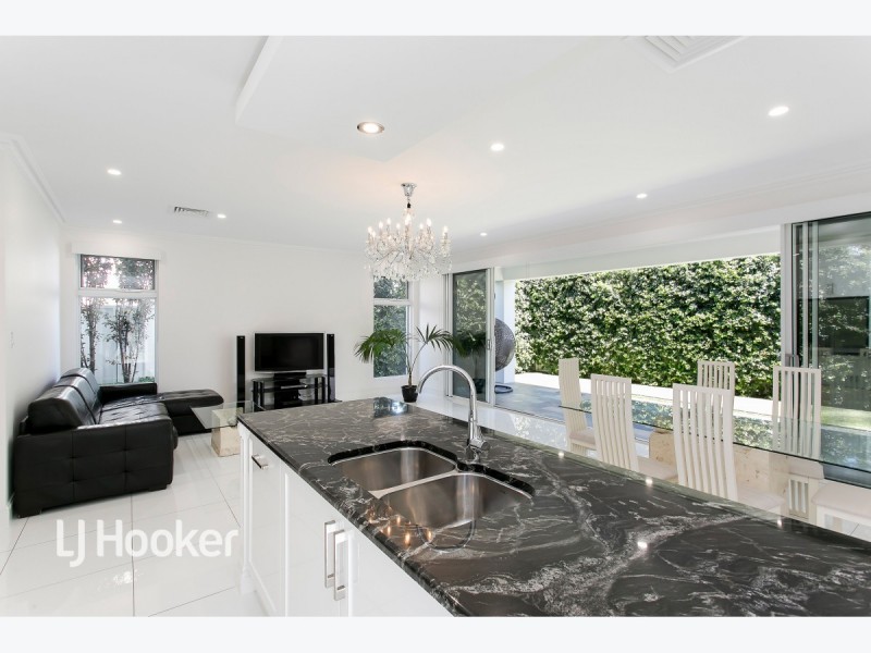 15B Fawnbrake Crescent, West Beach SA 5024