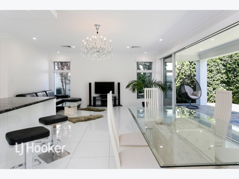 15B Fawnbrake Crescent, West Beach SA 5024