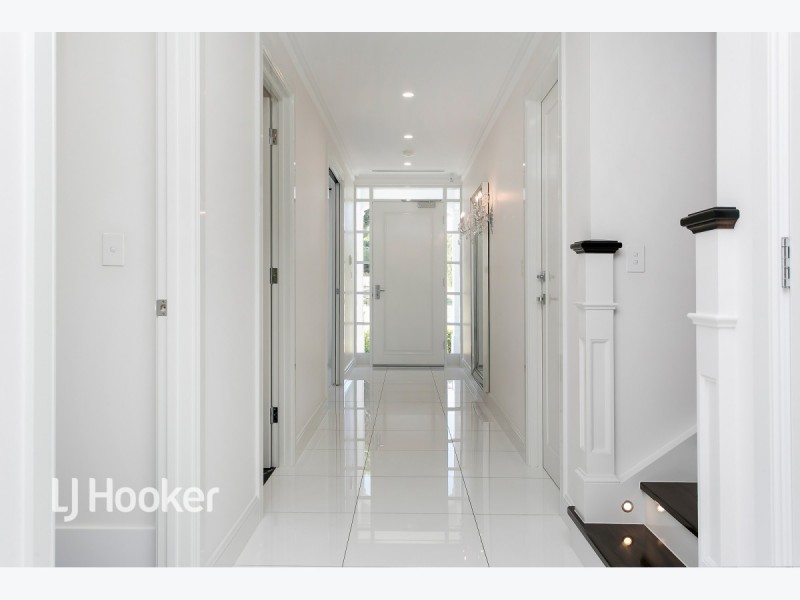 15B Fawnbrake Crescent, West Beach SA 5024