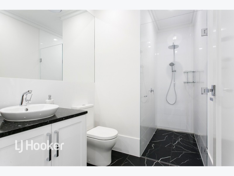 15B Fawnbrake Crescent, West Beach SA 5024