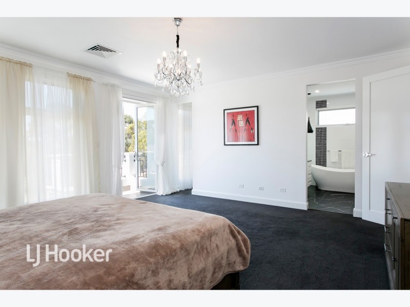 15B Fawnbrake Crescent, West Beach SA 5024