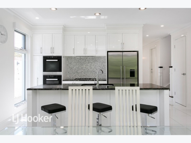 15B Fawnbrake Crescent, West Beach SA 5024