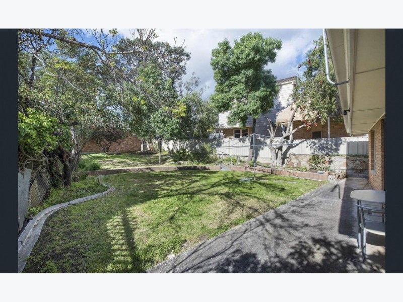 4 Sitters Memorial Drive, Burnside SA 5066