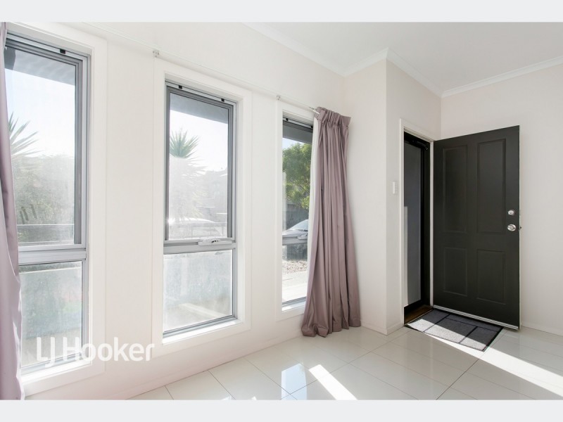 8 Wentworth Street, Mawson Lakes SA 5095