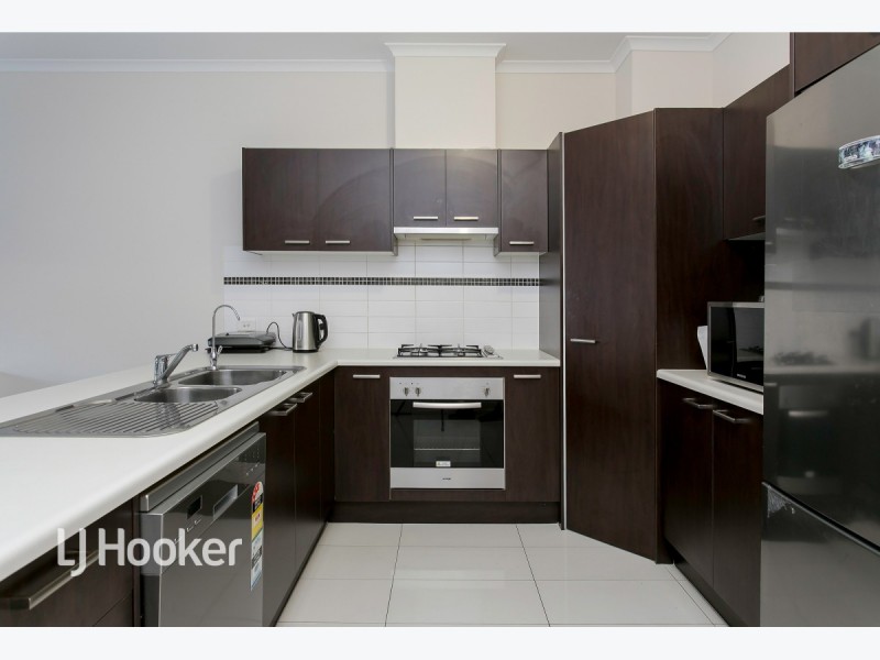 8 Wentworth Street, Mawson Lakes SA 5095