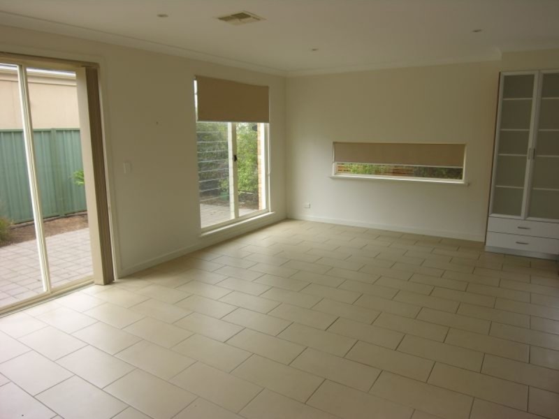 21 Stony Way, Mawson Lakes SA 5095