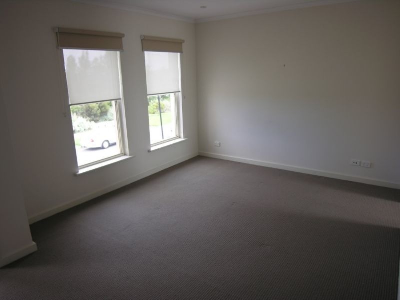 21 Stony Way, Mawson Lakes SA 5095