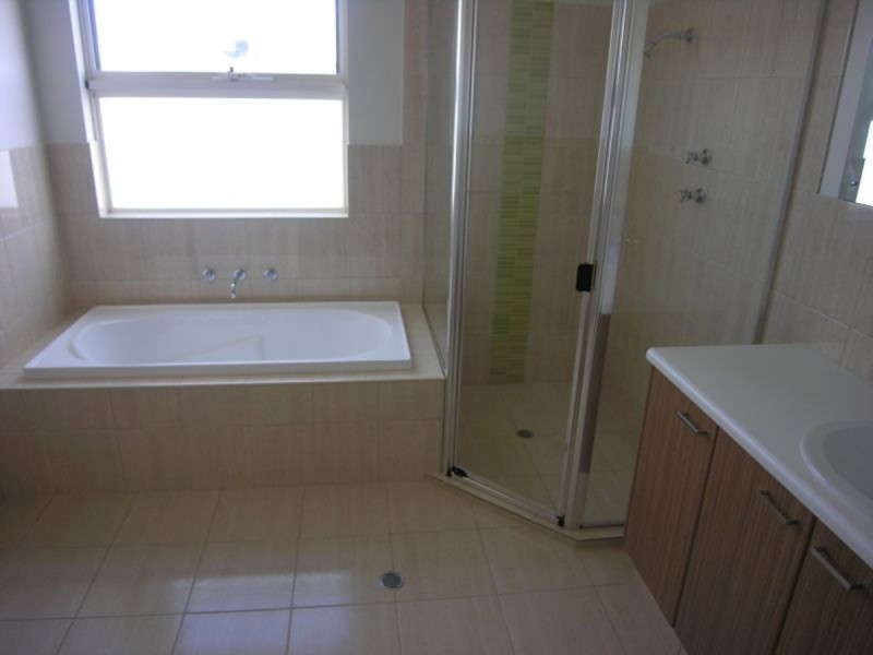 21 Stony Way, Mawson Lakes SA 5095